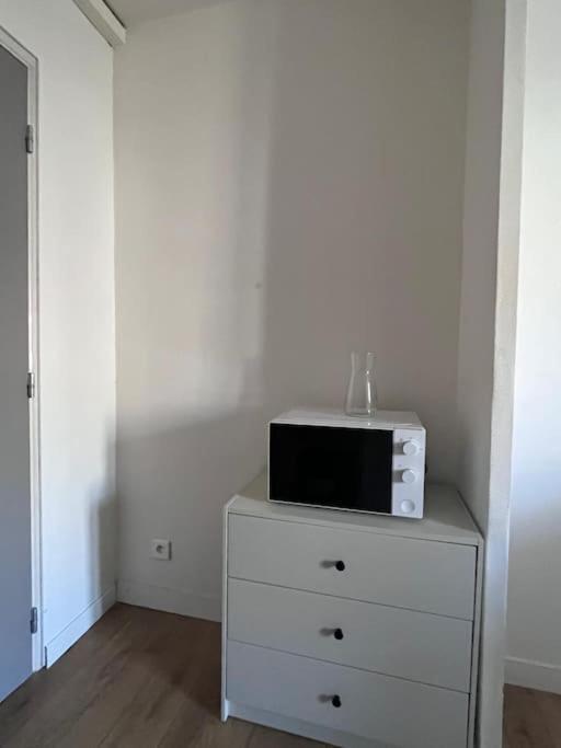 Studio Neuf Au Calme Proche Gare Maritime - 7 Min Apartment Nantes Luaran gambar